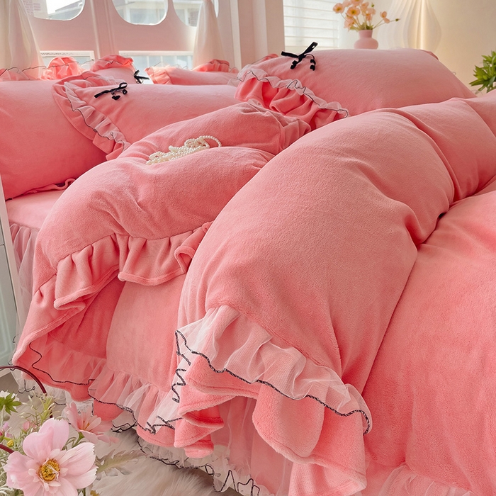 91家纺网 家纺一手货源 找家纺 （总）言熙居家纺 2025新款仙气网纱蕾丝花边蝴蝶结牛奶绒四件套