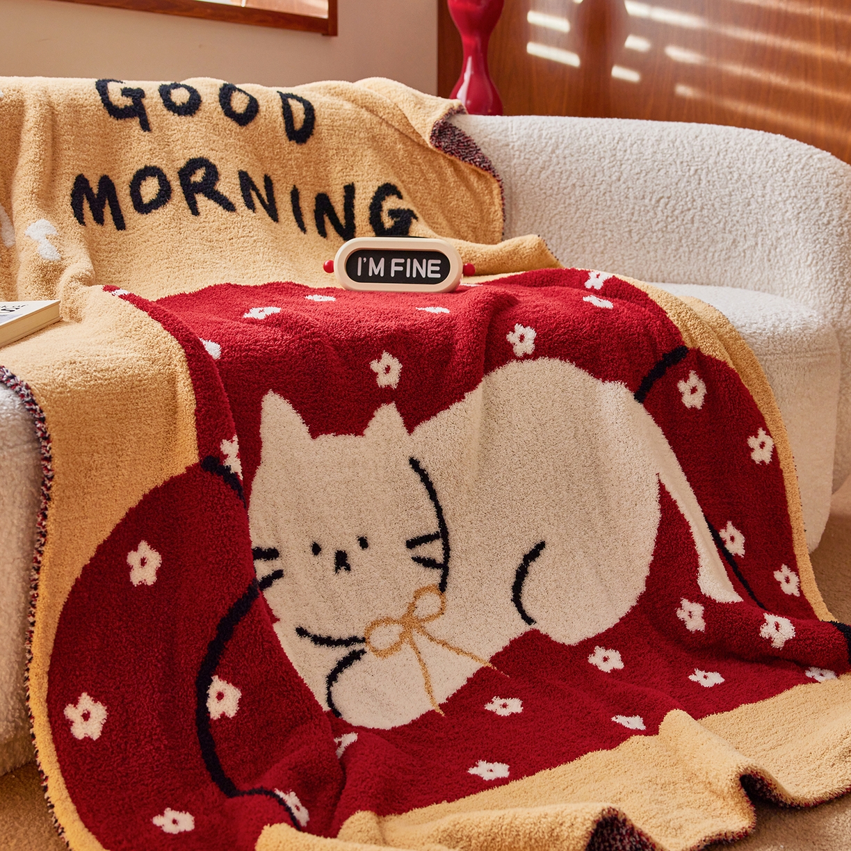 91家纺网 家纺一手货源 找家纺 安莱生活 2025新款设计师款半边绒多功能盖毯 沙发猫