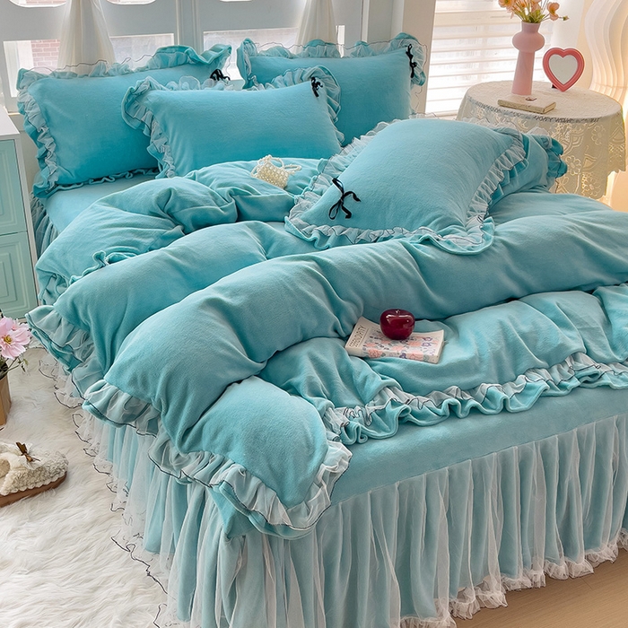 91家纺网 家纺一手货源 找家纺 言熙居家纺 2025新款仙气网纱蕾丝花边蝴蝶结牛奶绒四件套 仙女蓝