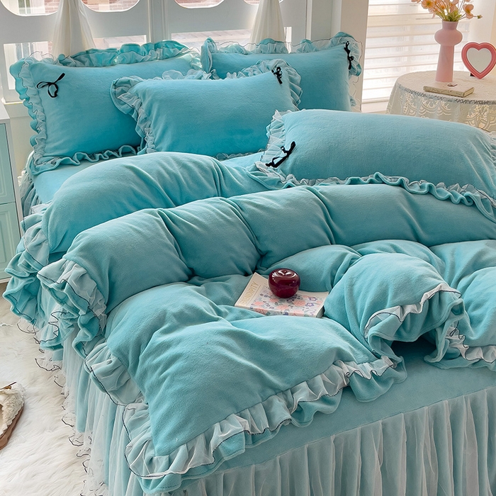 91家纺网 家纺一手货源 找家纺 言熙居家纺 2025新款仙气网纱蕾丝花边蝴蝶结牛奶绒四件套 仙女蓝