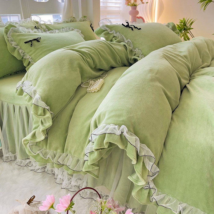 91家纺网 家纺一手货源 找家纺 言熙居家纺 2025新款仙气网纱蕾丝花边蝴蝶结牛奶绒四件套 仙女绿