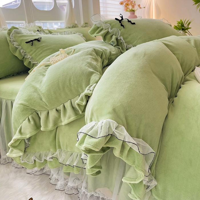 91家纺网 家纺一手货源 找家纺 言熙居家纺 2025新款仙气网纱蕾丝花边蝴蝶结牛奶绒四件套 仙女绿