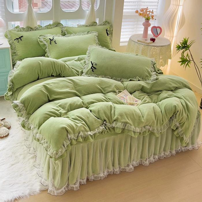 91家纺网 家纺一手货源 找家纺 言熙居家纺 2025新款仙气网纱蕾丝花边蝴蝶结牛奶绒四件套 仙女绿