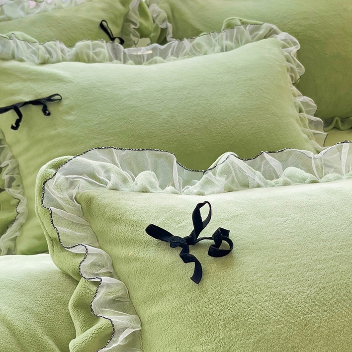 91家纺网 家纺一手货源 找家纺 言熙居家纺 2025新款仙气网纱蕾丝花边蝴蝶结牛奶绒四件套 仙女绿