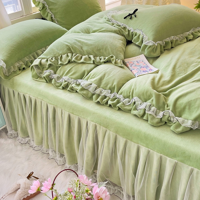 91家纺网 家纺一手货源 找家纺 言熙居家纺 2025新款仙气网纱蕾丝花边蝴蝶结牛奶绒四件套 仙女绿