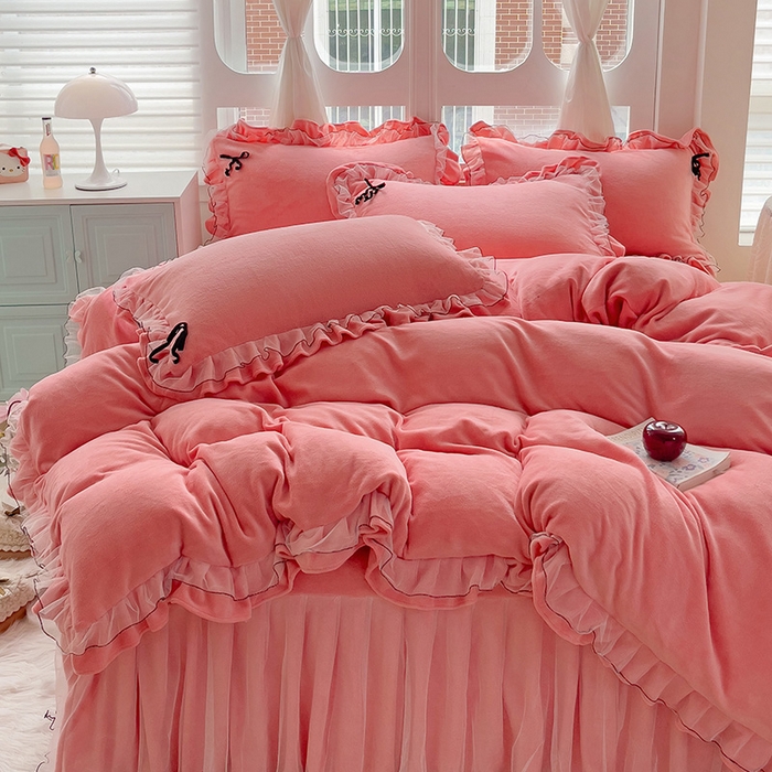 91家纺网 家纺一手货源 找家纺 言熙居家纺 2025新款仙气网纱蕾丝花边蝴蝶结牛奶绒四件套 仙女玉