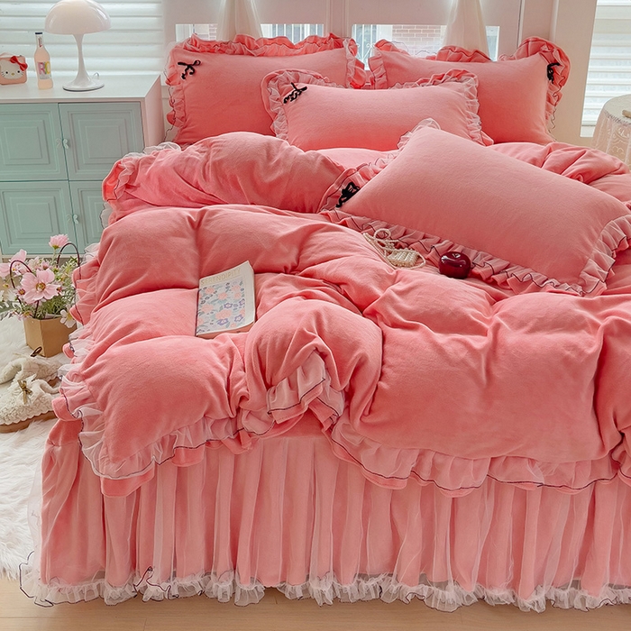 91家纺网 家纺一手货源 找家纺 言熙居家纺 2025新款仙气网纱蕾丝花边蝴蝶结牛奶绒四件套 仙女玉