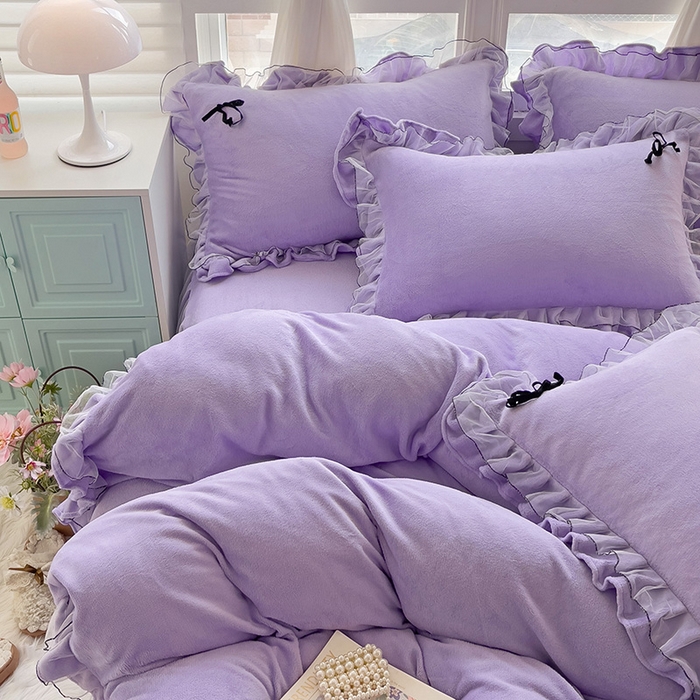 91家纺网 家纺一手货源 找家纺 言熙居家纺 2025新款仙气网纱蕾丝花边蝴蝶结牛奶绒四件套 仙女紫