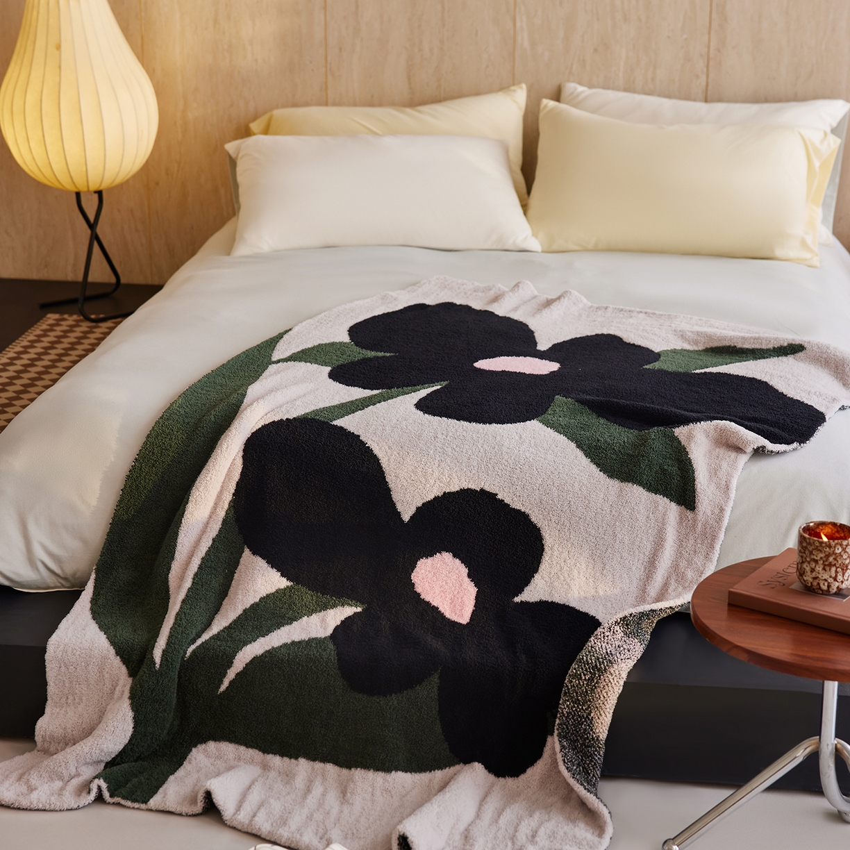 91家纺网 家纺一手货源 找家纺 安莱生活 2025新款设计师款半边绒多功能盖毯 一路生花-绿