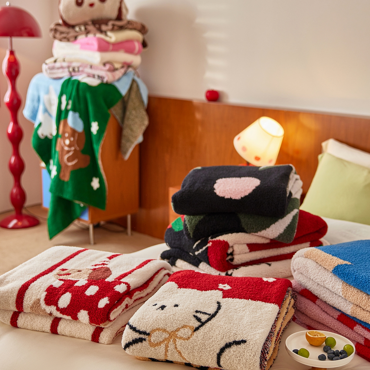 91家纺网 家纺一手货源 找家纺 安莱生活 2025新款设计师款半边绒多功能盖毯 组合