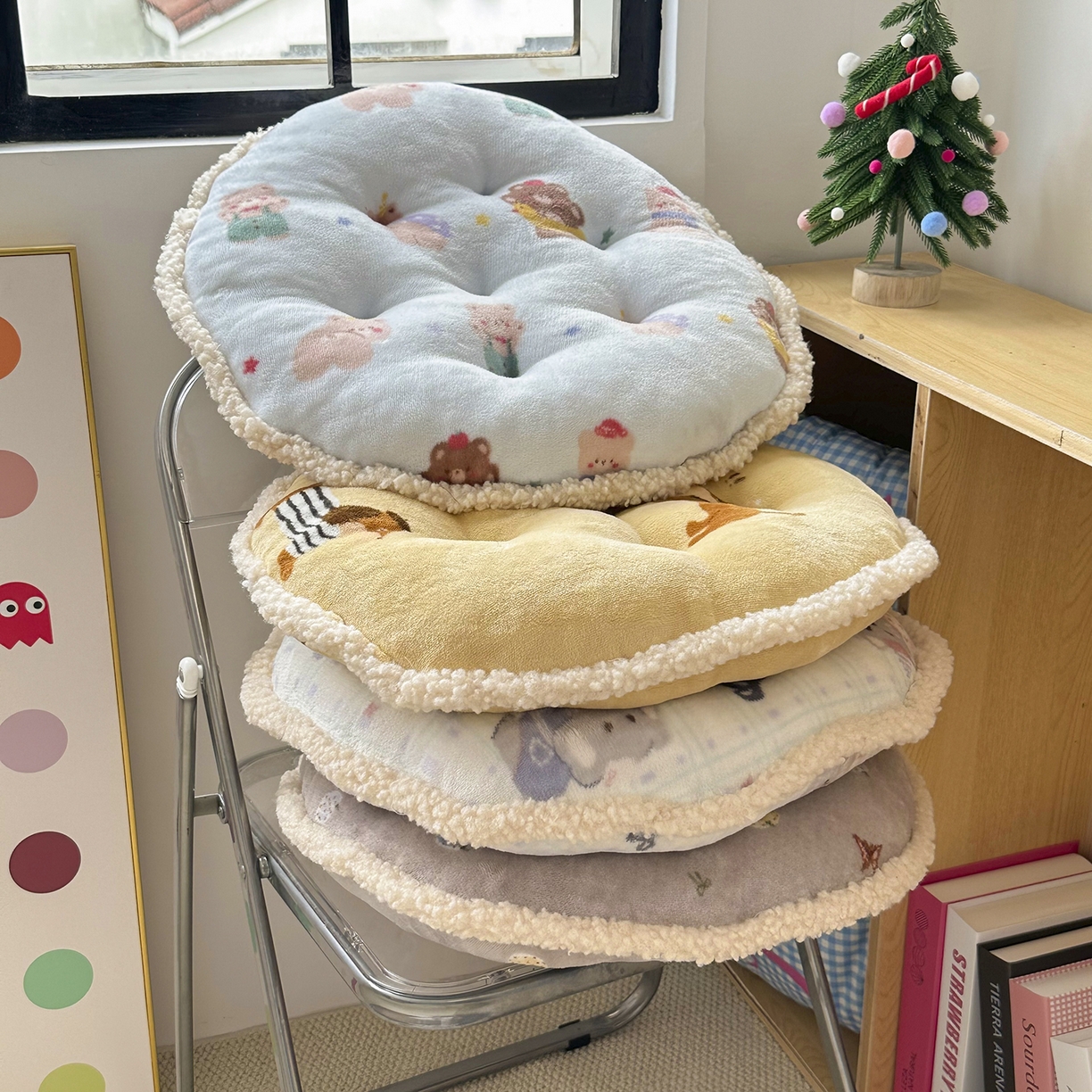 91家纺网 家纺一手货源 找家纺 （总）番茄+2025秋冬新款牛奶绒卡通蒲团坐垫