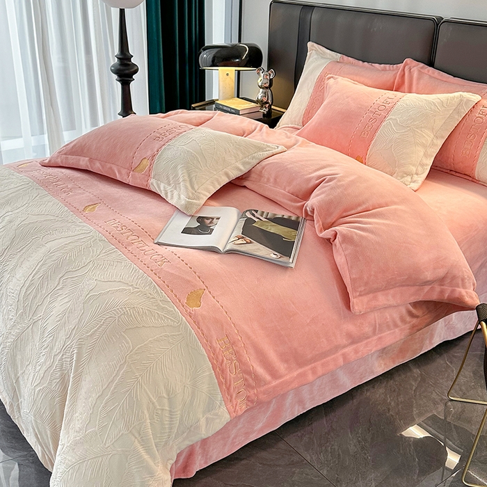 莱凯家纺 2025新款牛奶绒雕花刺绣四件套-叶屿 叶屿-粉