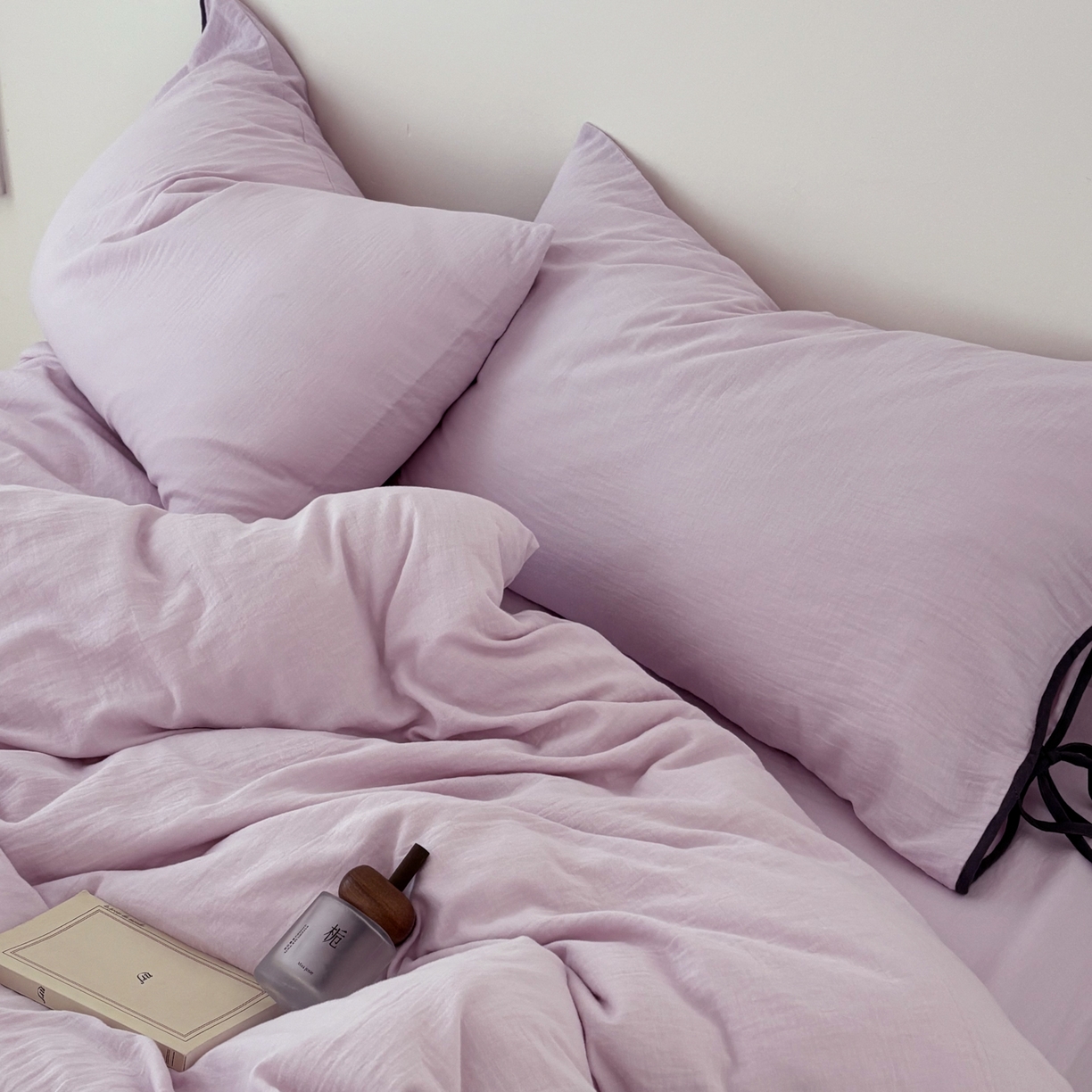 91家纺网 家纺一手货源 找家纺 FORTWO家纺原创设计（FOR TWO家纺） 2025新款40支双层纱撞色包边蝴蝶结款单被套-海盐 海盐-樱落紫