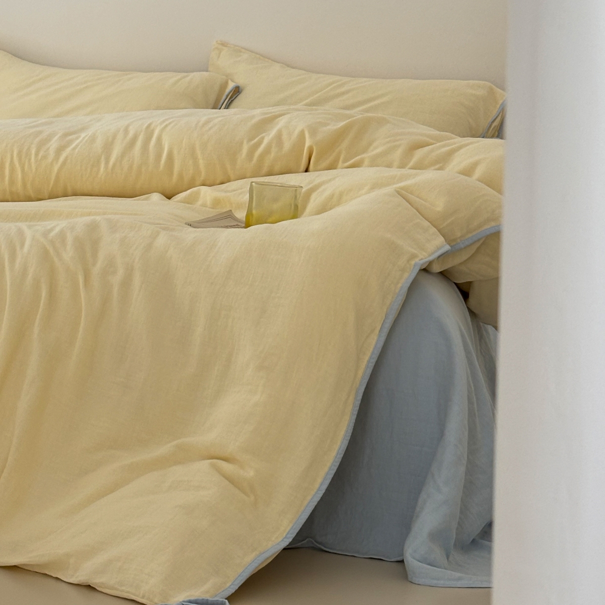 91家纺网 家纺一手货源 找家纺 （总）FORTWO家纺原创设计（FOR TWO家纺） 2025新款40支双层纱撞色包边蝴蝶结款单被套-海盐