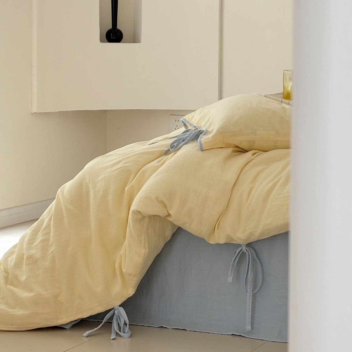 91家纺网 家纺一手货源 找家纺 FORTWO家纺原创设计（FOR TWO家纺） 2025新款40支双层纱撞色包边蝴蝶结款单被套-海盐 海盐-香草黄