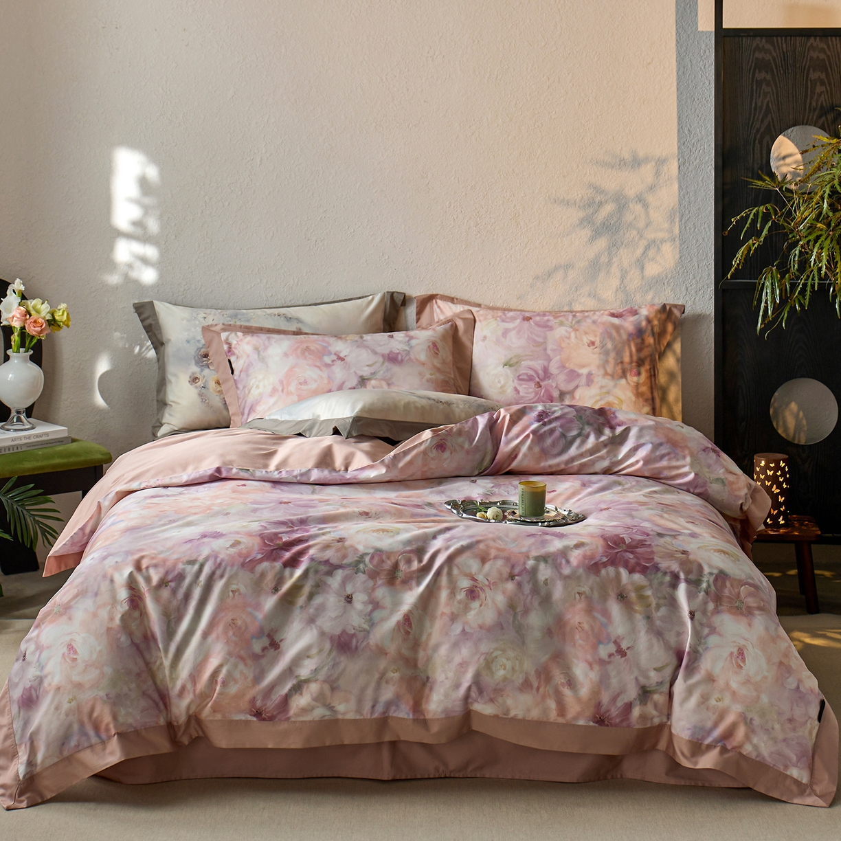 91家纺网 家纺一手货源 找家纺 轩和家居 2025新款轻奢A类70S长绒棉纯棉印花四件套-第三组 伊犁花甸