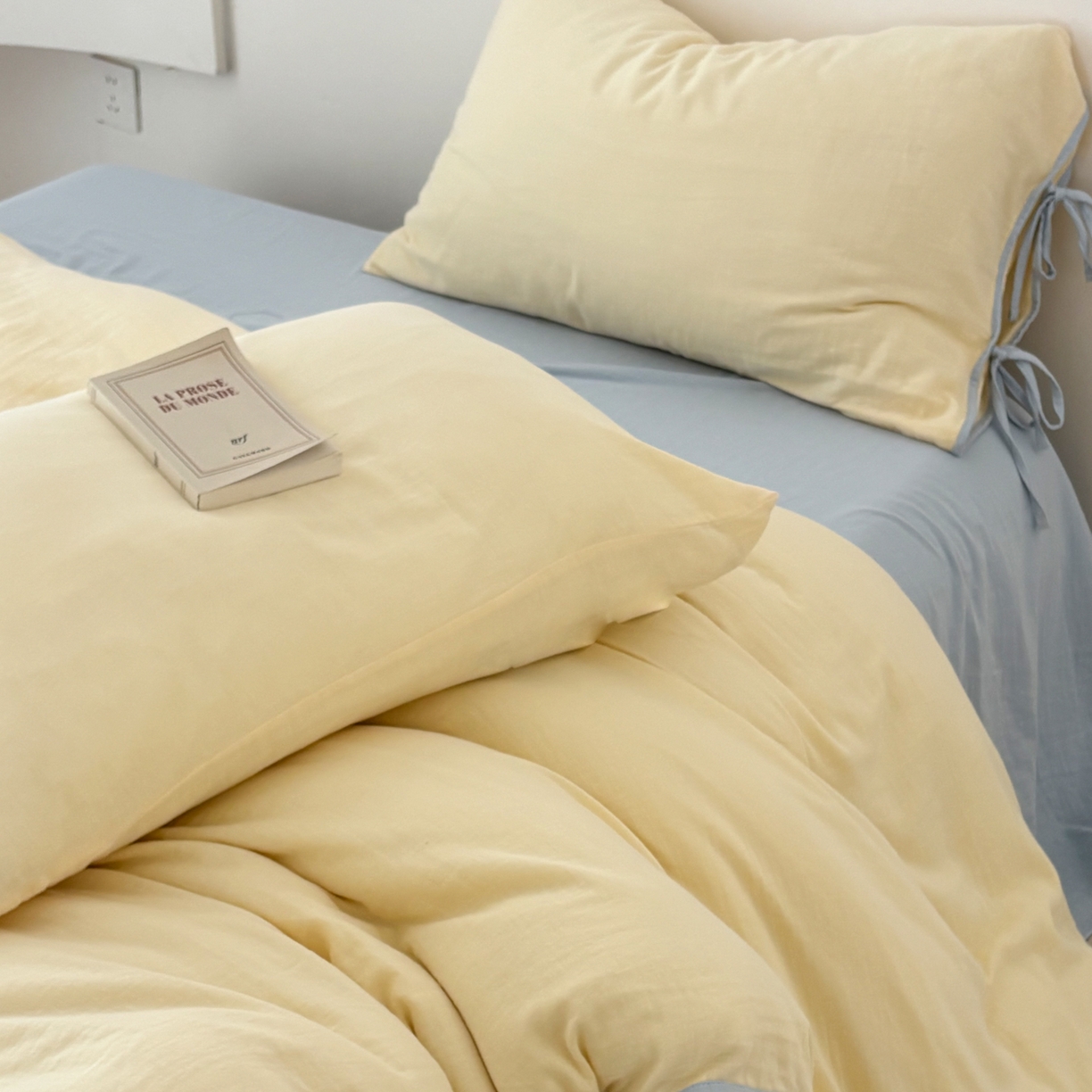 91家纺网 家纺一手货源 找家纺 （总）FORTWO家纺原创设计（FOR TWO家纺） 2025新款40支双层纱撞色包边蝴蝶结款单床笠-海盐