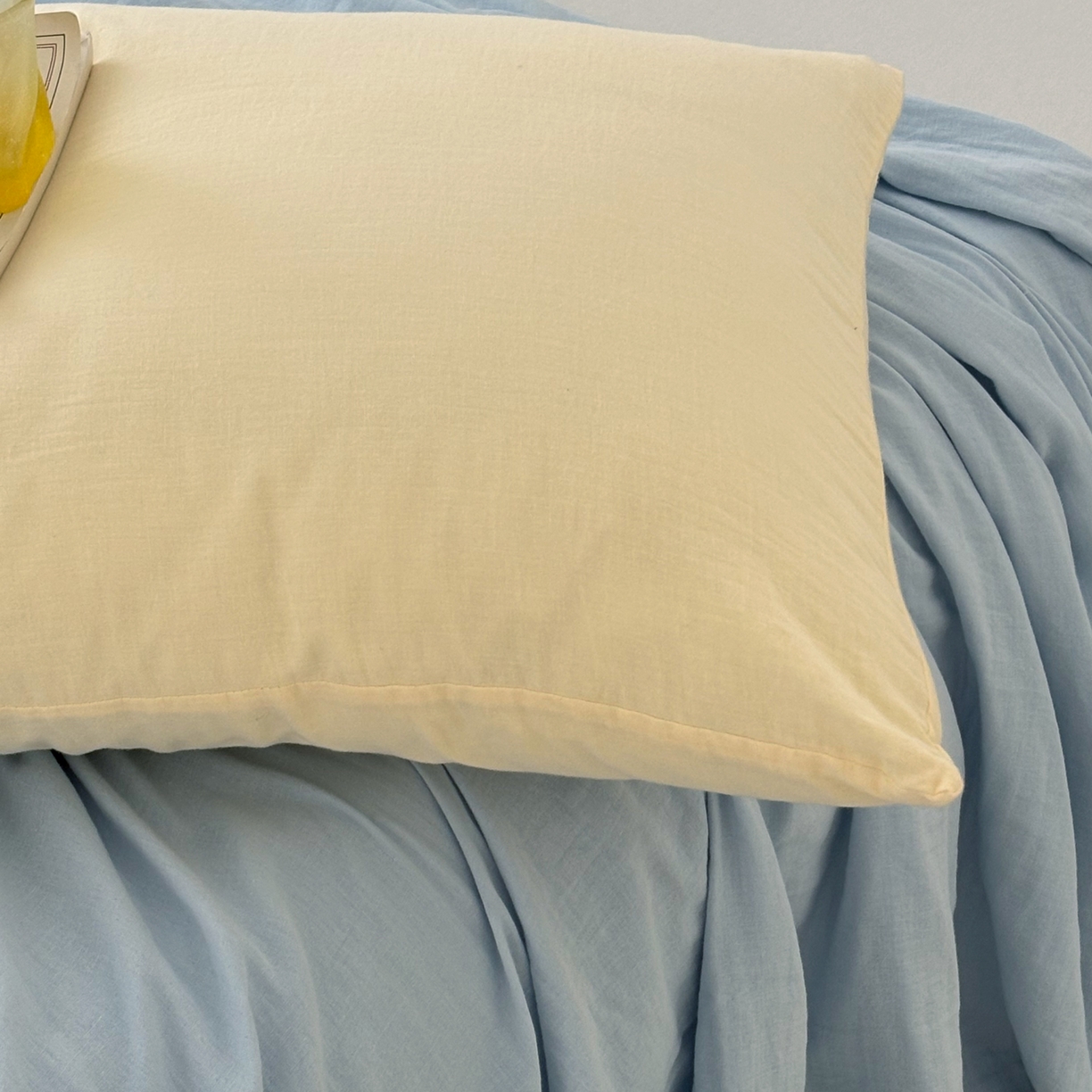 91家纺网 家纺一手货源 找家纺 FORTWO家纺原创设计（FOR TWO家纺） 2025新款40支双层纱撞色包边蝴蝶结款单床单-海盐 海盐-香草蓝