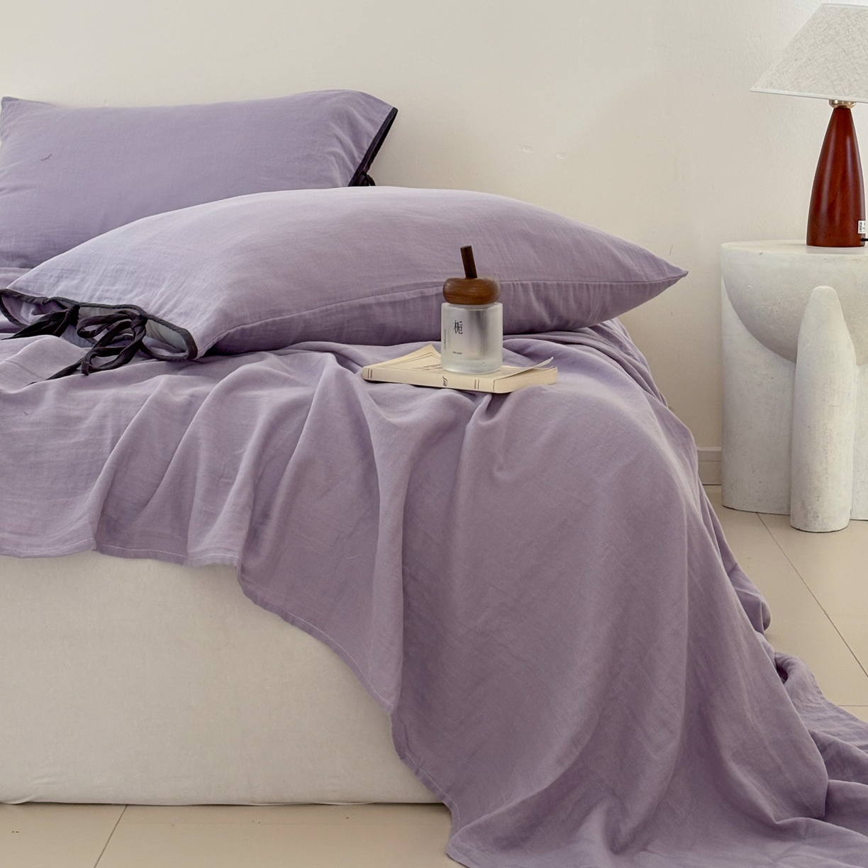 91家纺网 家纺一手货源 找家纺 FORTWO家纺原创设计（FOR TWO家纺） 2025新款40支双层纱撞色包边蝴蝶结款单床单-海盐 海盐-木槿紫