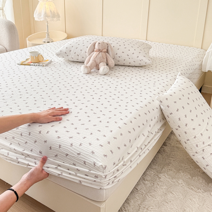 91家纺网 家纺一手货源 找家纺 小萌虎2025新款双层纱皱皱棉床笠 蝴蝶结