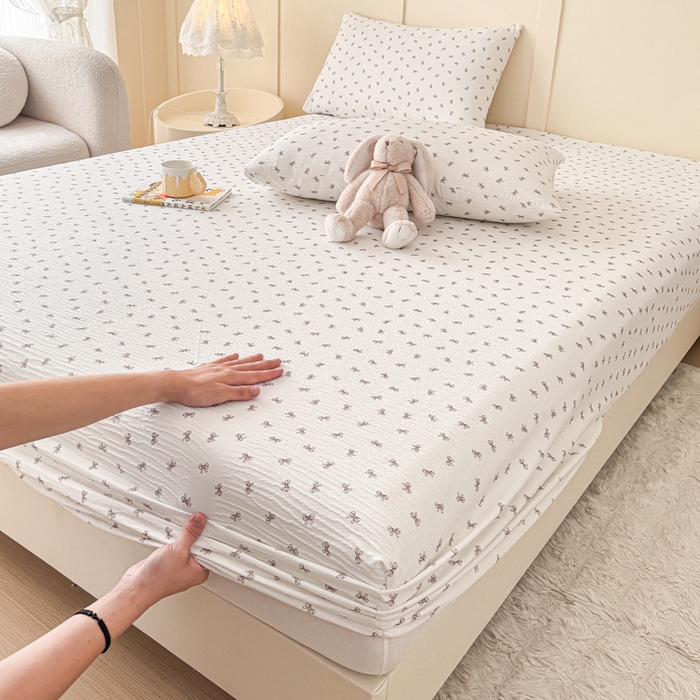 91家纺网 家纺一手货源 找家纺 小萌虎2025新款双层纱皱皱棉床笠 蝴蝶结