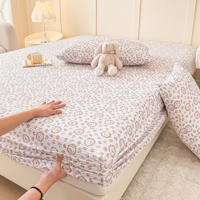 91家纺网 家纺一手货源 找家纺 小萌虎2025新款双层纱皱皱棉床笠 小花园