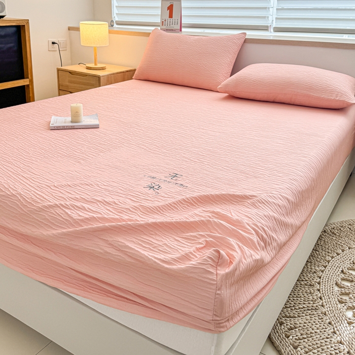 91家纺网 家纺一手货源 找家纺 小萌虎2025新款双层纱皱皱棉床笠 粉玉