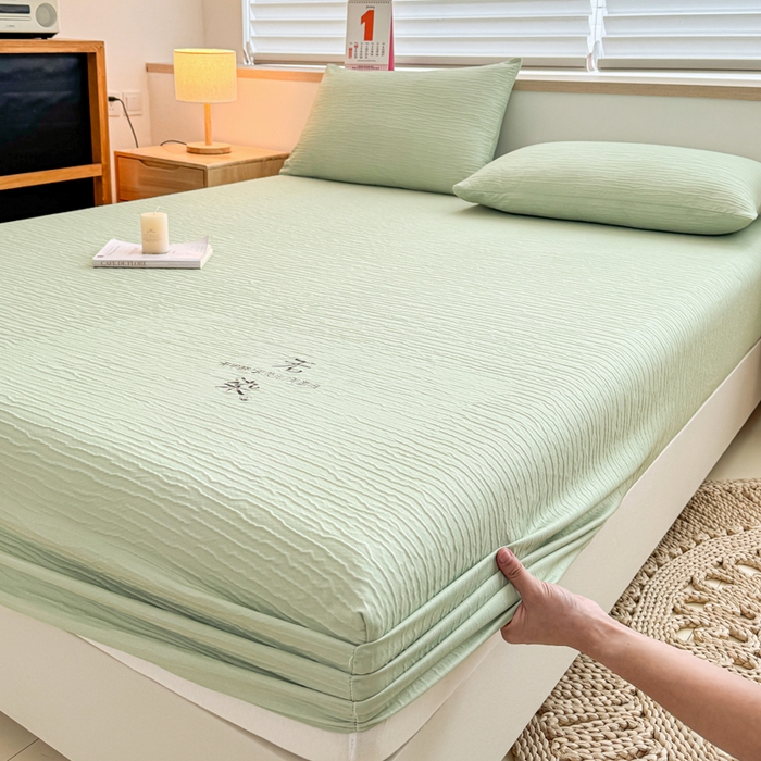 91家纺网 家纺一手货源 找家纺 小萌虎2025新款双层纱皱皱棉床笠 果绿