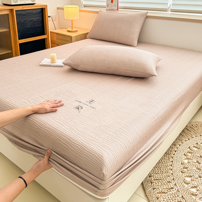 91家纺网 家纺一手货源 找家纺 小萌虎2025新款双层纱皱皱棉床笠 奶咖