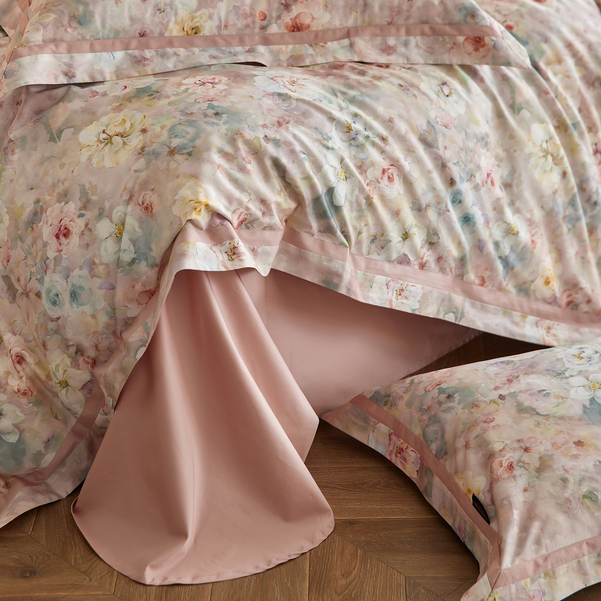 91家纺网 家纺一手货源 找家纺 轩和家居 2025新款轻奢A类70S长绒棉纯棉印花四件套-第二组 暗香