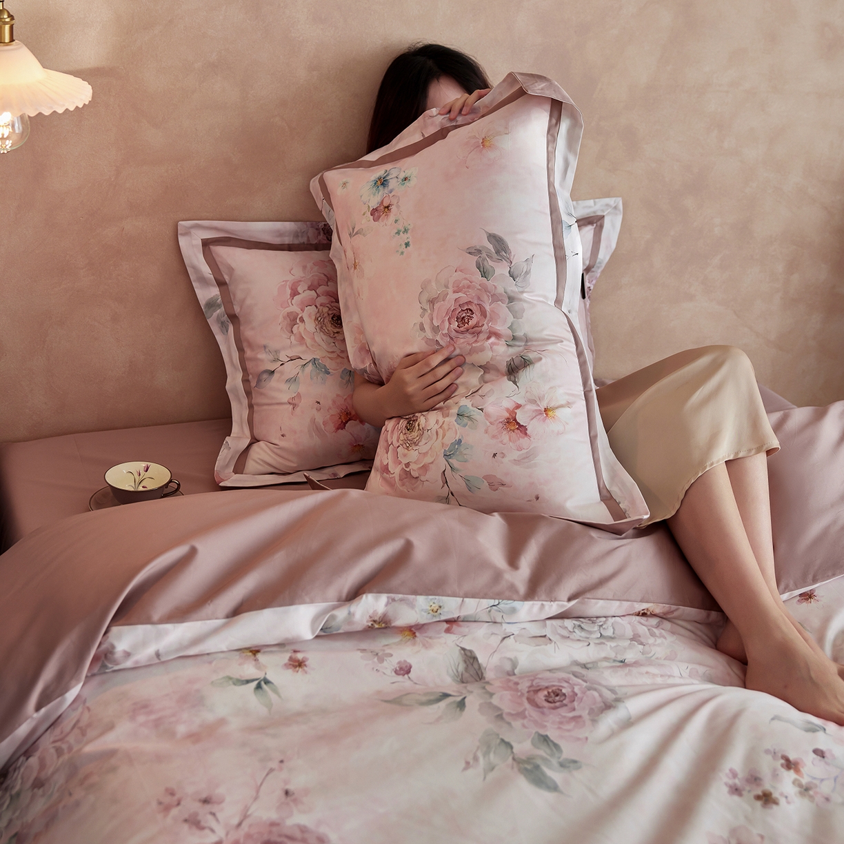 91家纺网 家纺一手货源 找家纺 轩和家居 2025新款轻奢A类70S长绒棉纯棉印花四件套-第二组 花织