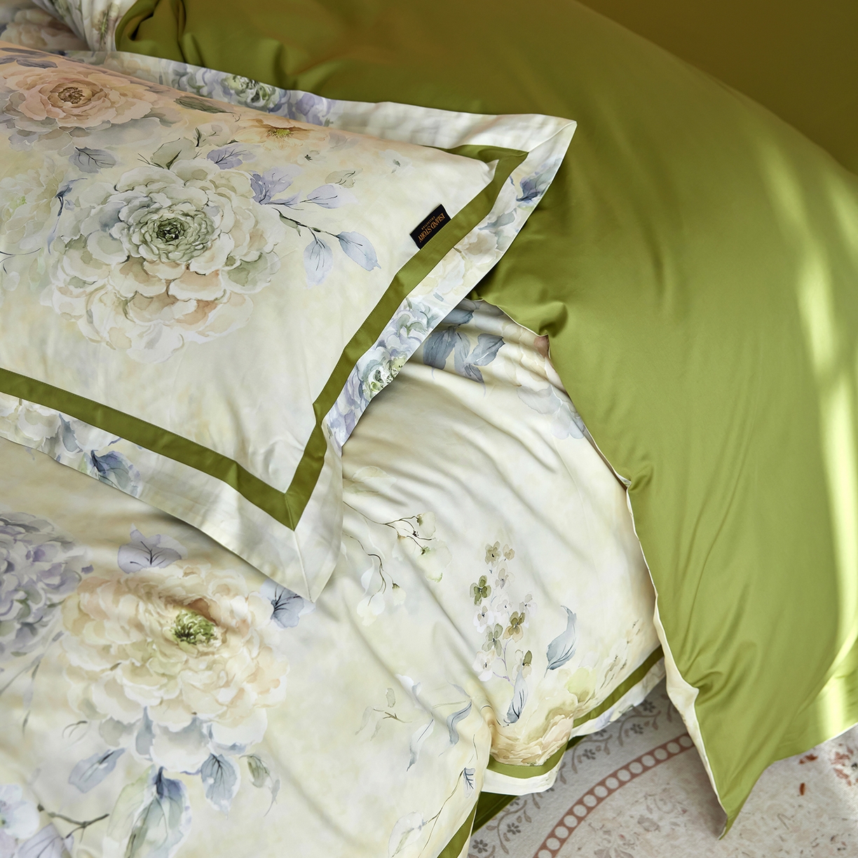 91家纺网 家纺一手货源 找家纺 轩和家居 2025新款轻奢A类70S长绒棉纯棉印花四件套-第二组 南枝