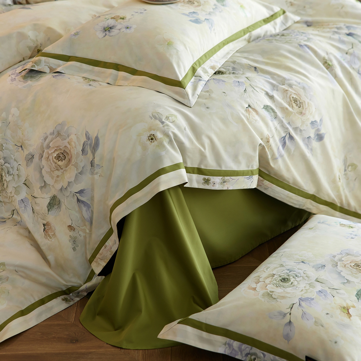 91家纺网 家纺一手货源 找家纺 轩和家居 2025新款轻奢A类70S长绒棉纯棉印花四件套-第二组 南枝