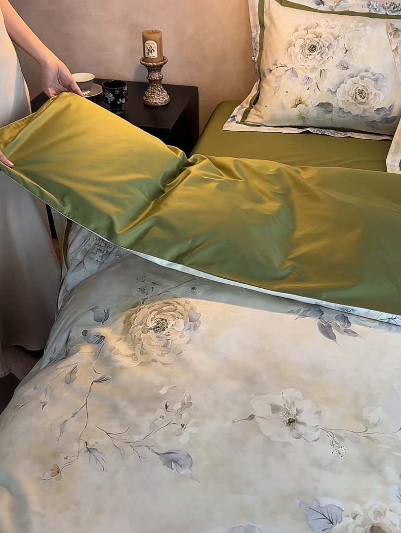 91家纺网 家纺一手货源 找家纺 轩和家居 2025新款轻奢A类70S长绒棉纯棉印花四件套-第二组 南枝