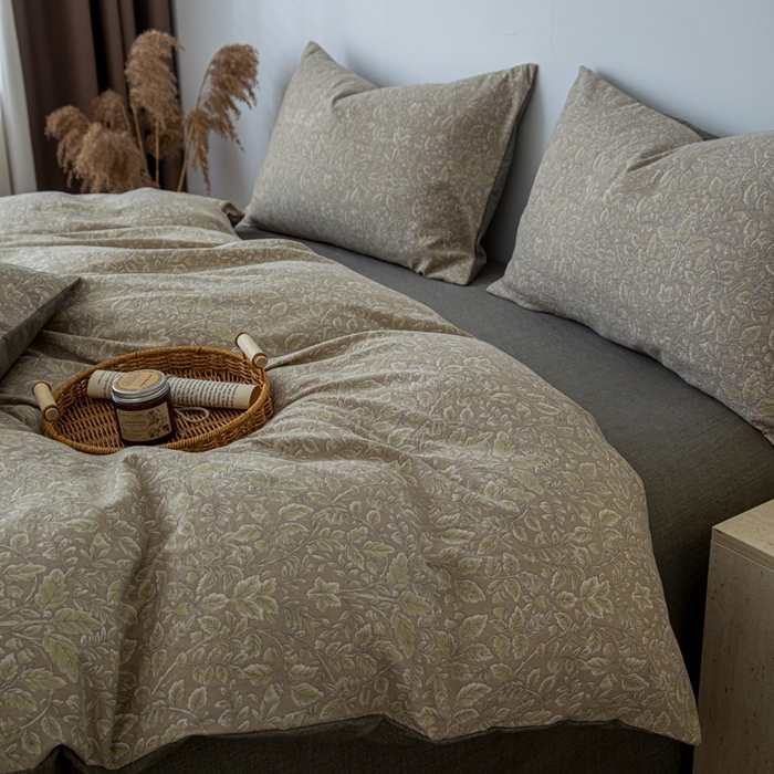 91家纺网 家纺一手货源 找家纺 芯贝儿 2025秋冬新品加厚原麻复古风亚麻皱皱双层纱水洗m四件套 古奈--绿