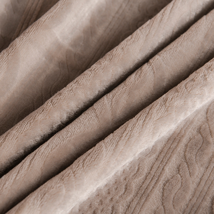 91家纺网 家纺一手货源 找家纺 小牛席业 2025新款7D雕花牛奶绒毛毯 米色