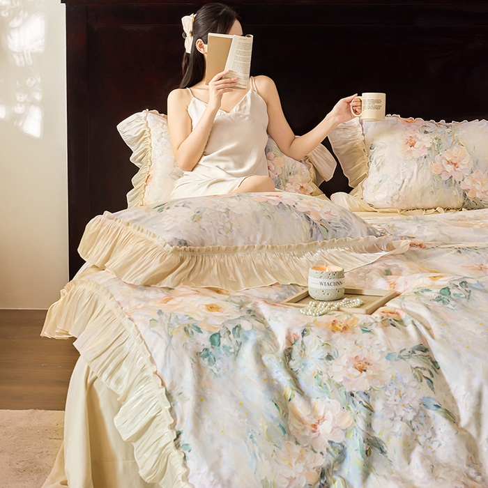 91家纺网 家纺一手货源 找家纺 迷尚家居 2025新款全棉60支磨毛花边款四件套 花雾里