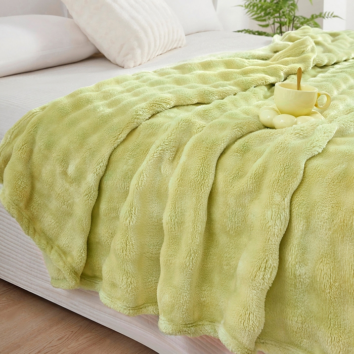 91家纺网 家纺一手货源 找家纺 肖恩毯业 2025新款托斯卡纳兔毛绒炫彩毛毯泡泡绒牛奶绒毯沙发盖毯跨境专供外贸出口可定制尺寸量大可谈 炫彩果绿