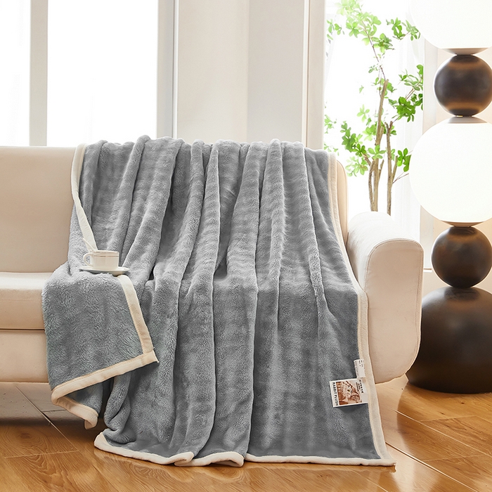 91家纺网 家纺一手货源 找家纺 七里香 2025新款A类跨境外贸托卡斯兔毛绒牛奶绒毛毯泡泡毯多功能盖毯 泡泡毯-浅灰