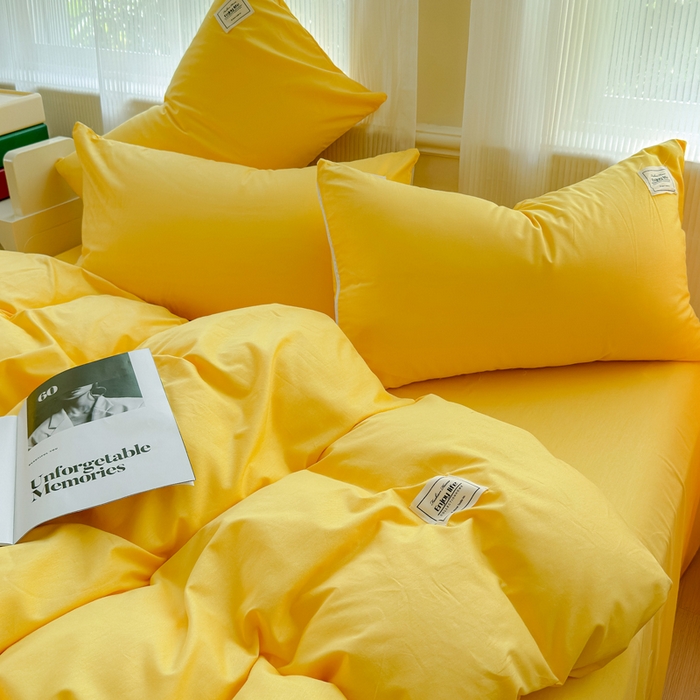 91家纺网 家纺一手货源 找家纺 花香四季家纺 2025新款全棉13376纯棉素色四件套系列床单床笠枕套单品 姜黄