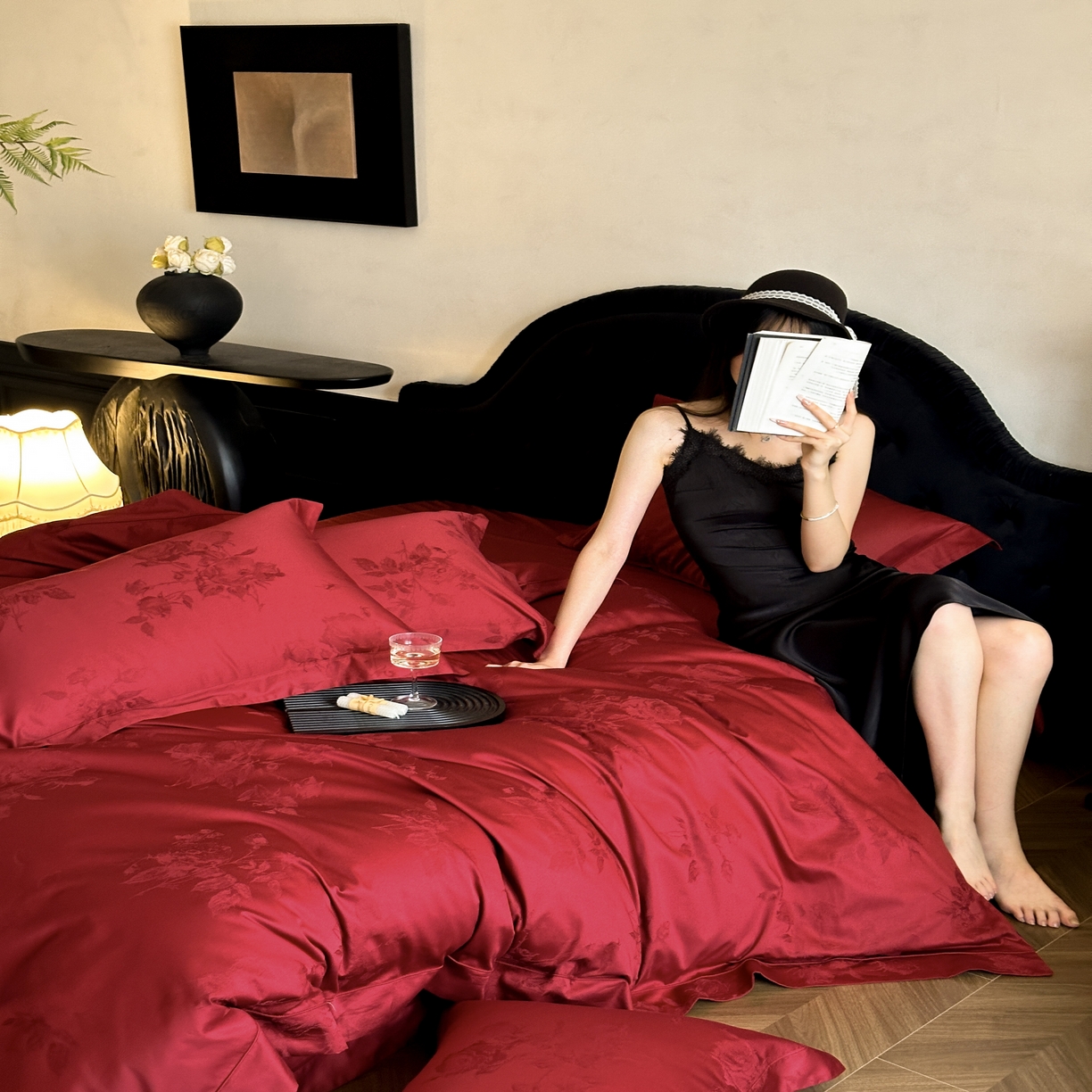 91家纺网 家纺一手货源 找家纺 太古汇家居 2025新款全棉纯棉提花“花屿寻”系列四件套 花屿寻—珊瑚红