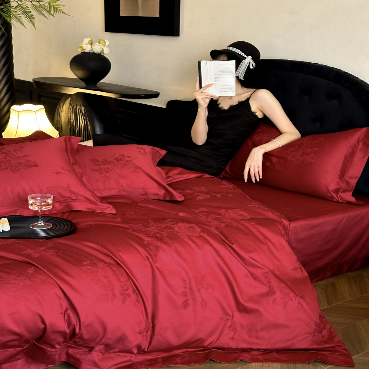 91家纺网 家纺一手货源 找家纺 太古汇家居 2025新款全棉纯棉提花“花屿寻”系列四件套 花屿寻—珊瑚红