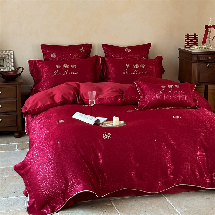 91家纺网 家纺一手货源 找家纺 宏羽纺家纺 2025新款全棉100%全棉新中式婚庆多件套 纯棉时尚-玫瑰花海