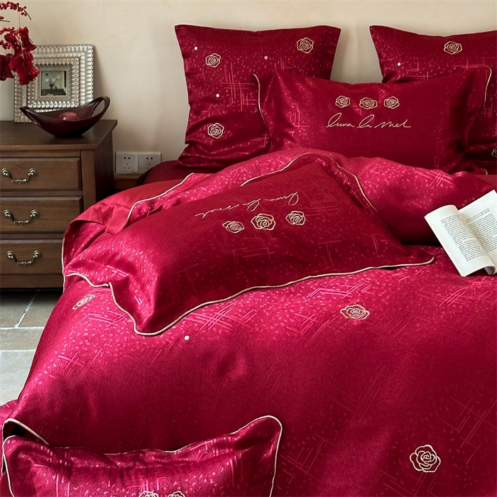 91家纺网 家纺一手货源 找家纺 宏羽纺家纺 2025新款全棉100%全棉新中式婚庆多件套 纯棉时尚-玫瑰花海