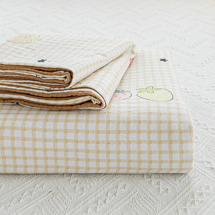 91家纺网 家纺一手货源 找家纺 奇丝雅2025新款A类有氧超柔云感双层纱床单单件学生宿舍家用四季通用床单两件套三件套 郁可草莓