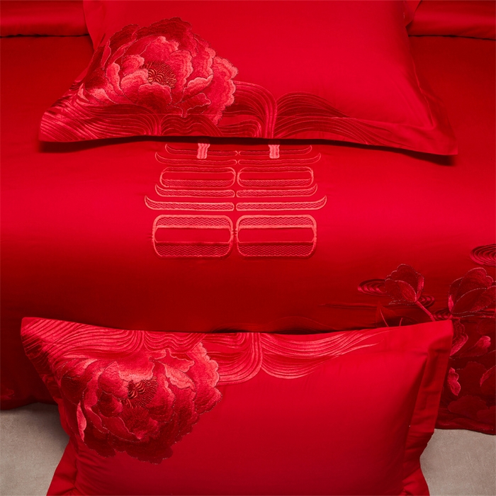 91家纺网 家纺一手货源 找家纺 宏羽纺家纺 2025新款全棉100%全棉新中式婚庆多件套 全棉一花期如梦-红