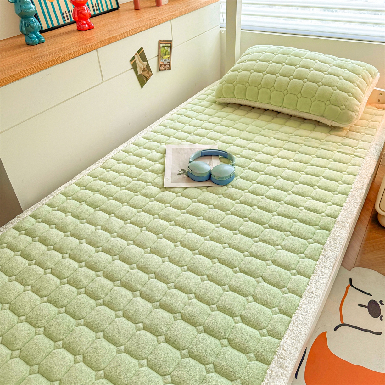 91家纺网 家纺一手货源 找家纺 雯豆家纺 雯豆2025冬季新品牛奶绒床垫床护垫学生上下铺床褥子纯色绒垫子牛奶绒床褥-薄荷绿