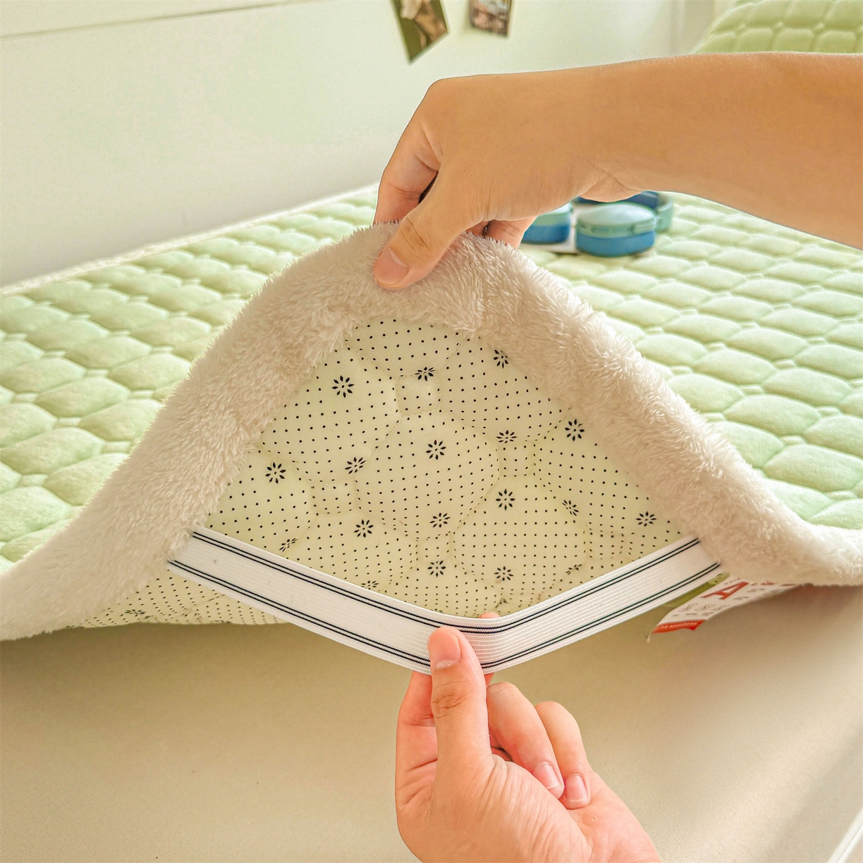 91家纺网 家纺一手货源 找家纺 雯豆家纺 雯豆2025冬季新品牛奶绒床垫床护垫学生上下铺床褥子纯色绒垫子牛奶绒床褥-薄荷绿