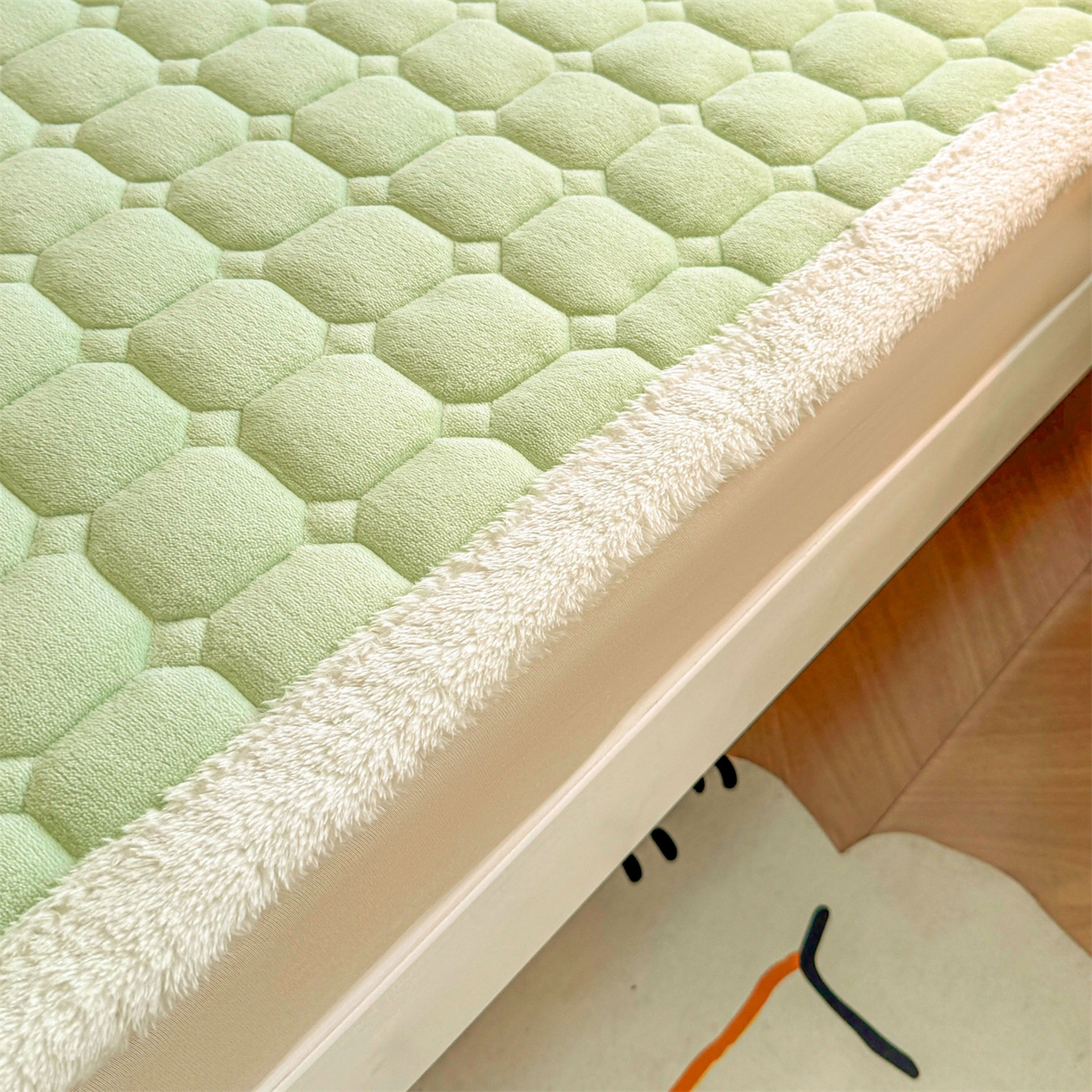 91家纺网 家纺一手货源 找家纺 雯豆家纺 雯豆2025冬季新品牛奶绒床垫床护垫学生上下铺床褥子纯色绒垫子牛奶绒床褥-薄荷绿