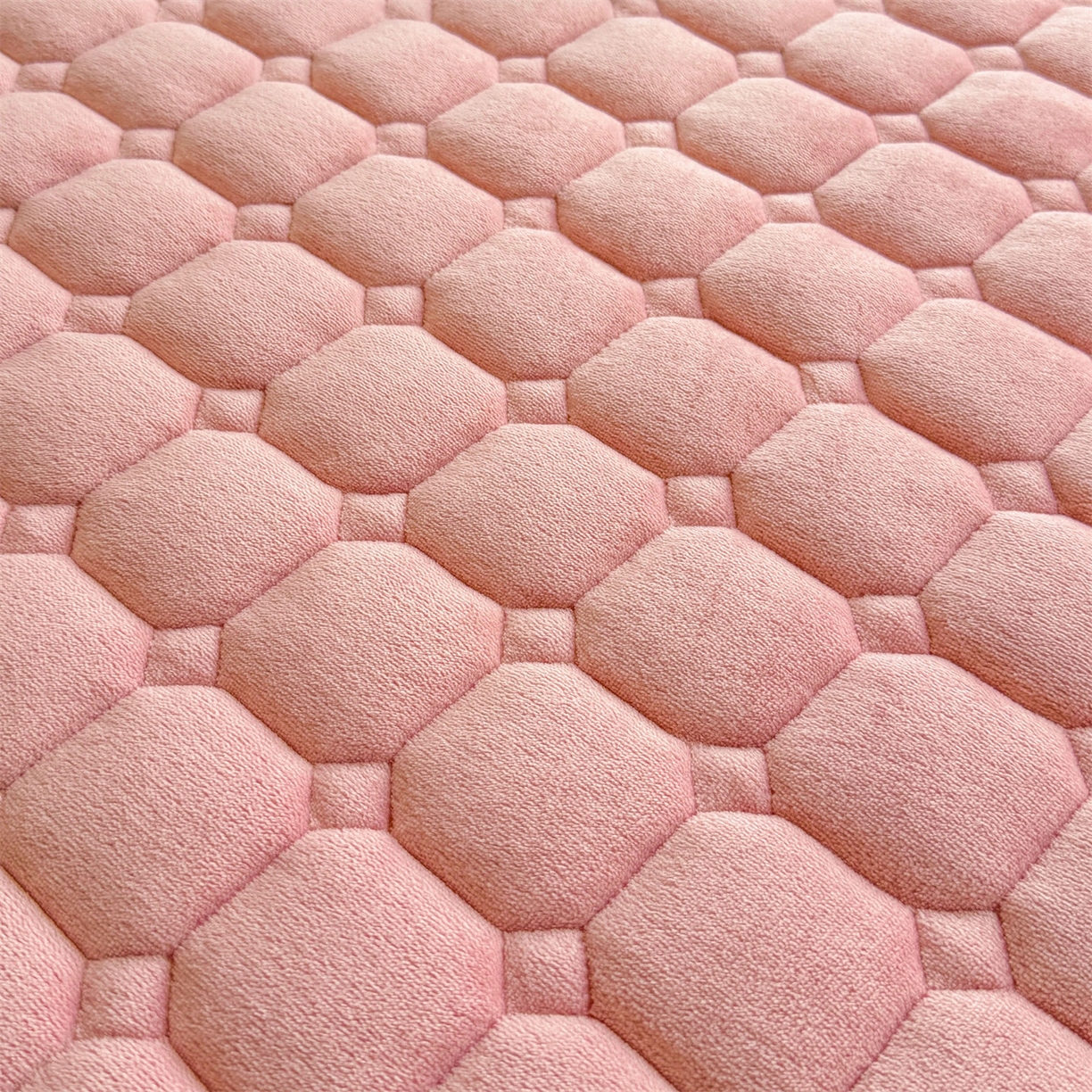 91家纺网 家纺一手货源 找家纺 雯豆家纺 雯豆2025冬季新品牛奶绒床垫床护垫学生上下铺床褥子纯色绒垫子牛奶绒床褥-格调粉